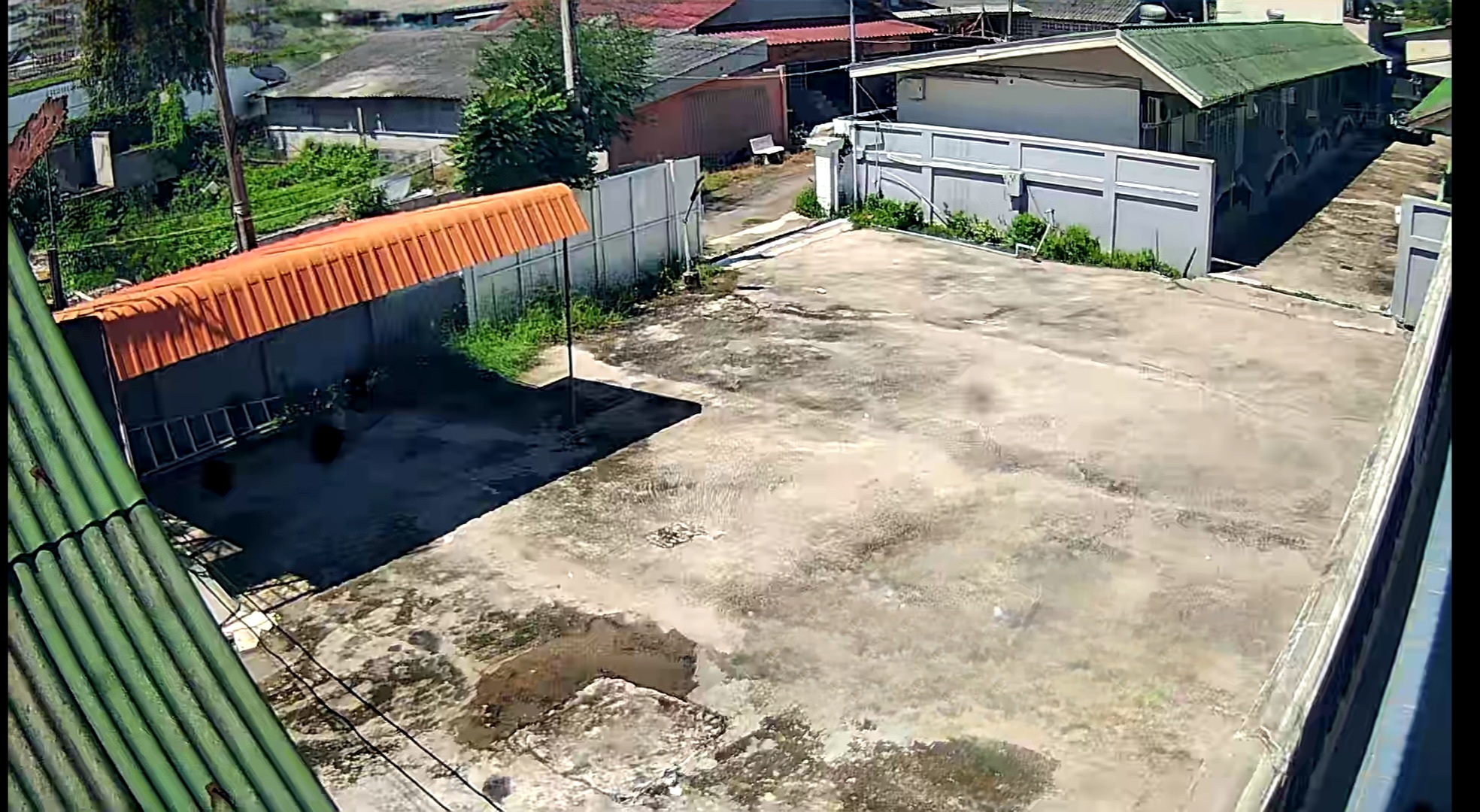 Guest parking area at Khao Ban Eing